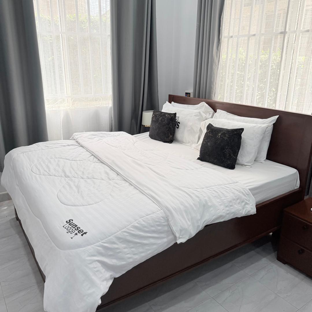 MKZ HOTEL · Premium